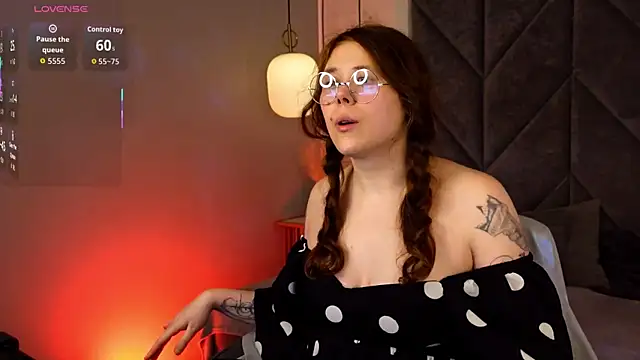 SophiePure online show from 16, 1, 2026