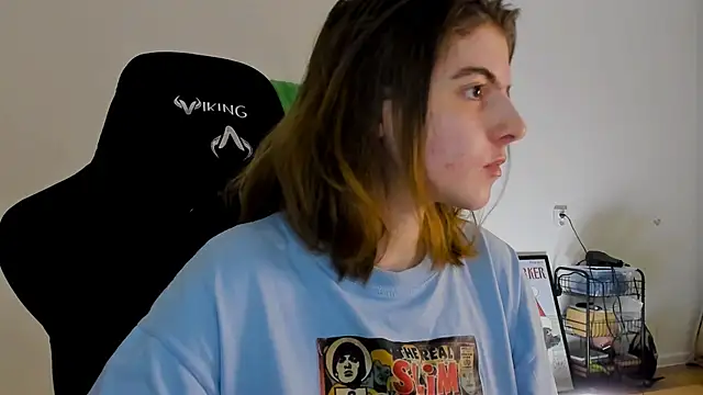 emmamurrr online show from 9, 12, 2024