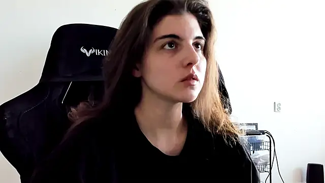 emmamurrr online show from 13, 2, 2026