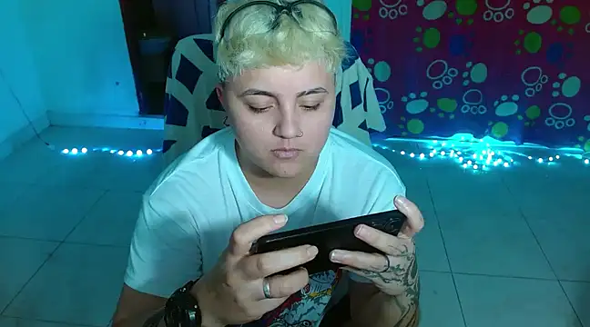 isabeautyx19 online show from 15, 12, 2024