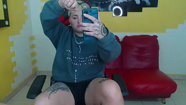 isabeautyx19 online show from 20, 12, 2024