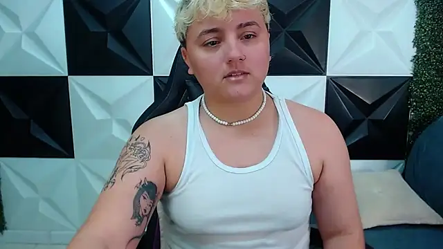isabeautyx19 online show from 28, 12, 2024