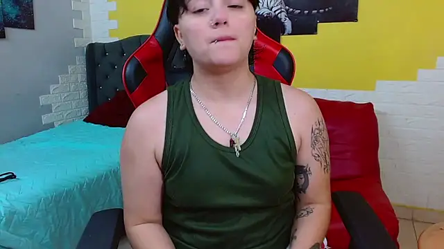 Snapshot of isabeautyx19 chatting on 18, 2, 2026 isabeautyx19 online show from 18, 2, 2026