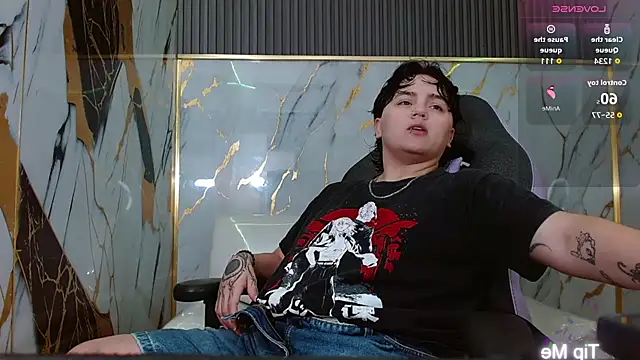 Snapshot of isabeautyx19 chatting on 31, 3, 2026 isabeautyx19 online show from 31, 3, 2026