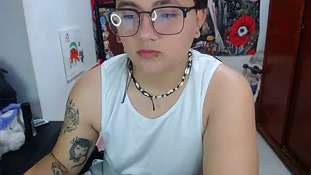 isabeautyx19 online show from 10, 5, 2026