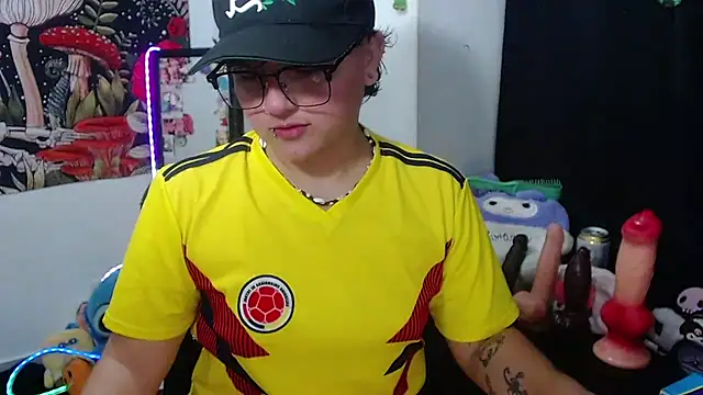 Snapshot of isabeautyx19 chatting on 18, 6, 2026 isabeautyx19 online show from 18, 6, 2026