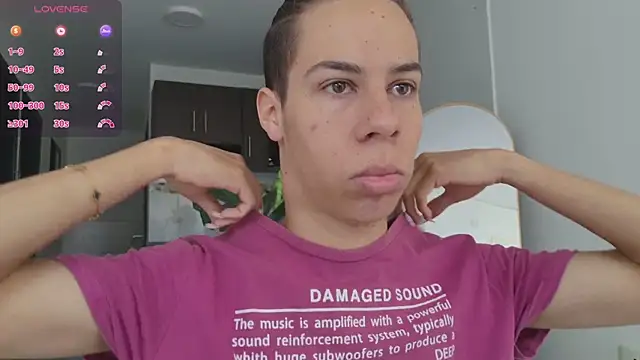 Snapshot of grey___27 chatting on 15, 9, 2025 grey 27 online show from 15, 9, 2025