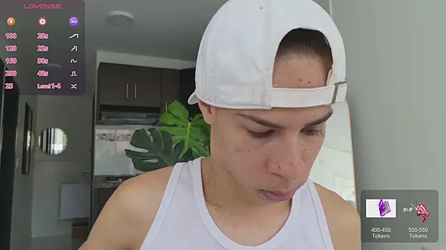 Snapshot of grey___27 chatting on 29, 9, 2025 grey 27 online show from 29, 9, 2025