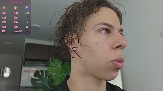 Snapshot of grey___27 chatting on 7, 10, 2025 grey 27 online show from 7, 10, 2025