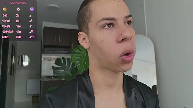 Snapshot of grey___27 chatting on 11, 10, 2025 grey 27 online show from 11, 10, 2025