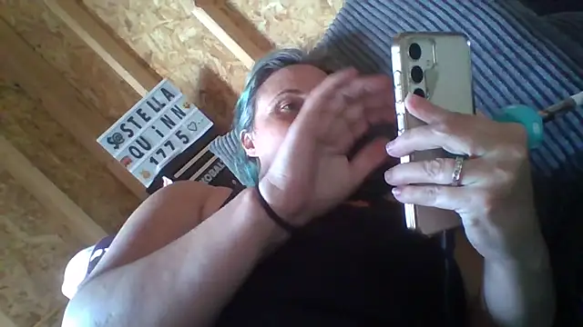 stellaquinn1775 online show from 17, 12, 2025