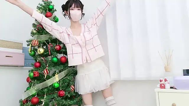 Snapshot of -minami- chatting on 19, 12, 2024 -minami- online show from 19, 12, 2024