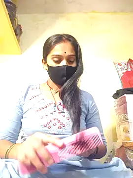 Hi Radhika online show from 5, 3, 2025