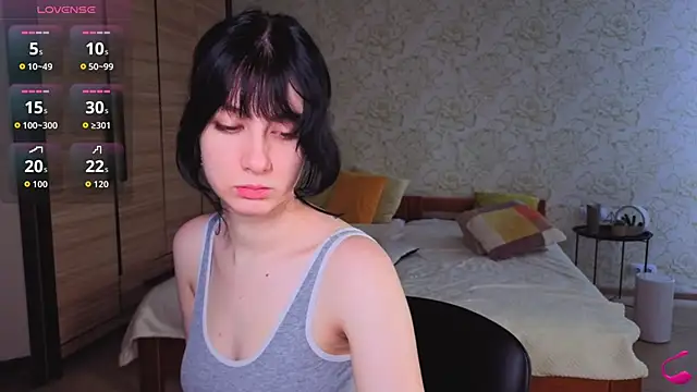 JulisSweet online show from 10, 11, 2025