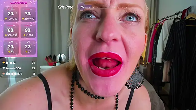 Snapshot of SquirtyAlisa chatting on 18, 1, 2025 SquirtyAlisa online show from 18, 1, 2025