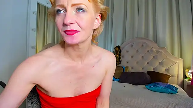 Snapshot of SquirtyAlisa chatting on 14, 2, 2025 SquirtyAlisa online show from 14, 2, 2025