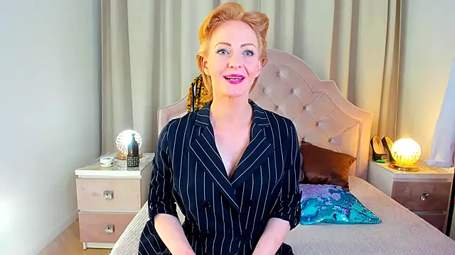 Snapshot of SquirtyAlisa chatting on 19, 2, 2025 SquirtyAlisa online show from 19, 2, 2025