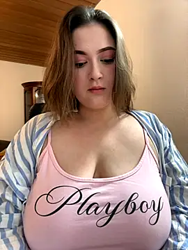 Kamilla Loop online show from 26, 11, 2025