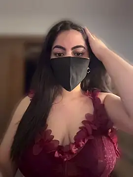 Hot-Sarah-arab online show from 13, 5, 2026