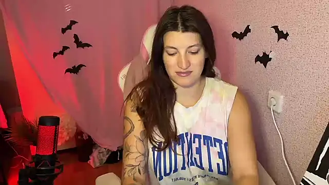 Snapshot of Katrin__kiss chatting on 1, 11, 2025 Katrin kiss online show from 1, 11, 2025