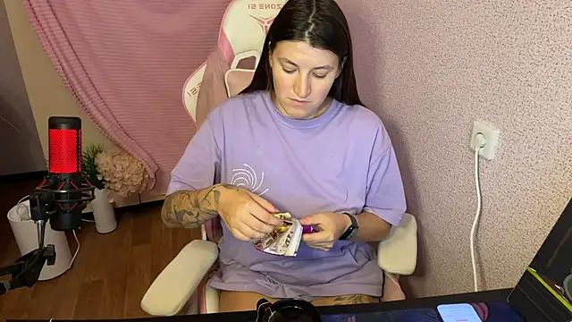 Snapshot of Katrin__kiss chatting on 20, 11, 2025 Katrin kiss online show from 20, 11, 2025