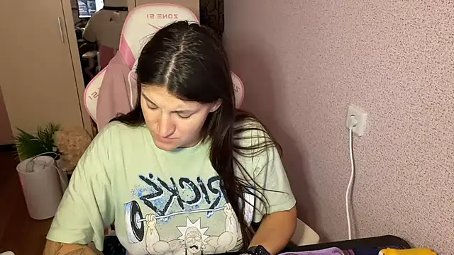 Snapshot of Katrin__kiss chatting on 26, 11, 2025 Katrin kiss online show from 26, 11, 2025