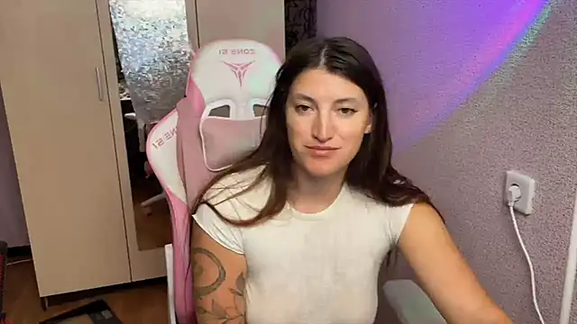 Snapshot of Katrin__kiss chatting on 23, 6, 2026 Katrin kiss online show from 23, 6, 2026