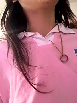 Snapshot of melisabunnny chatting on 30, 10, 2025 melisabunnny online show from 30, 10, 2025