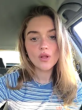 Goldloeckchen159 online show from 5, 3, 2025