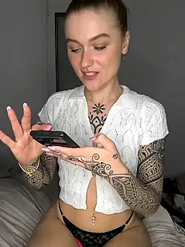 Goldloeckchen159 online show from 19, 4, 2026