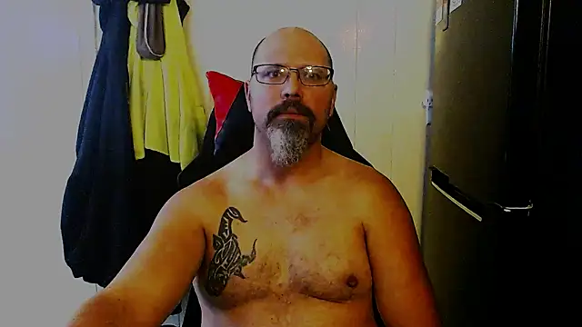 KrazyLegz online show from 1, 12, 2024