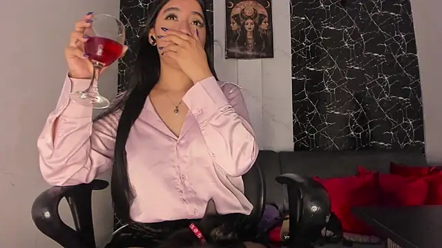 Bellax99  online show from 3, 1, 2025