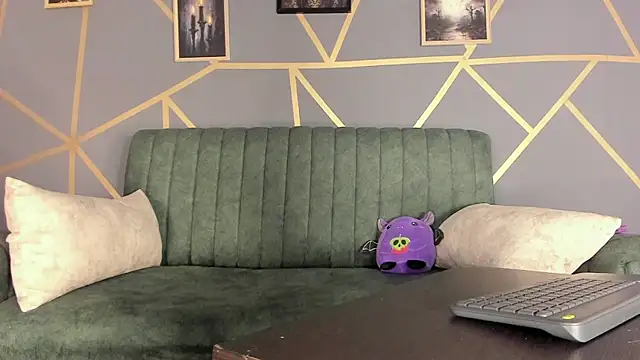 Bellax99  online show from 12, 3, 2025