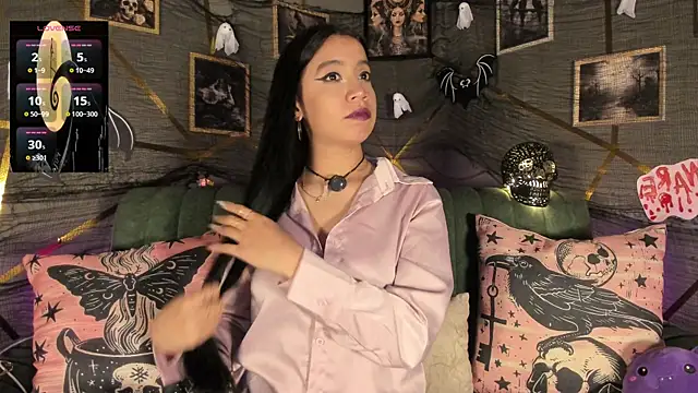 Bellax99  online show from 16, 10, 2025