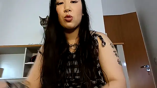 Japabaixinha online show from 22, 11, 2025