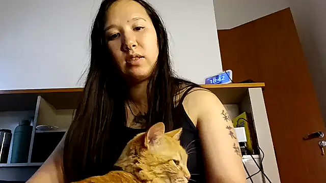 Japabaixinha online show from 2, 12, 2025