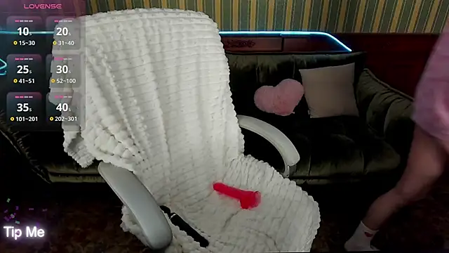 MilaSecrett online show from 11, 12, 2024