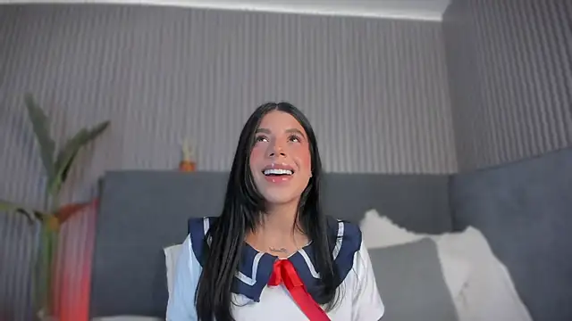 emelie 89 online show from 2, 7, 2026