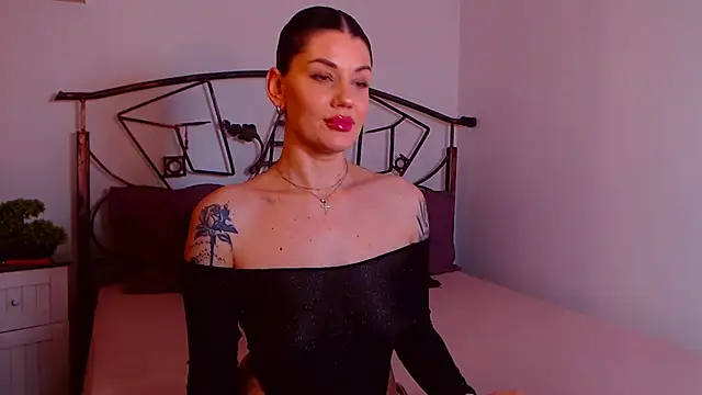 YvonneEverlee online show from 8, 1, 2026