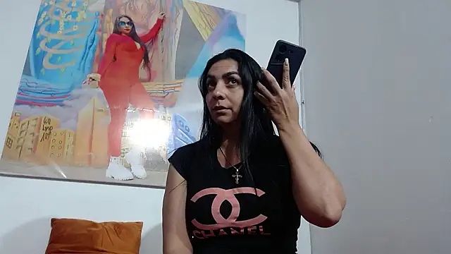 Snapshot of Lucyangel_1 chatting on 15, 1, 2025 Lucyangel 1 online show from 15, 1, 2025
