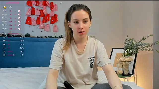 DonnaBurkee online show from 29, 12, 2024