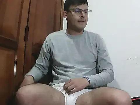 Snapshot of Nicolds14 chatting on 6, 11, 2025 Nicolds14 online show from 6, 11, 2025