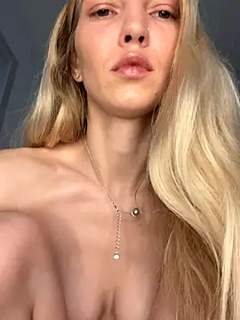 Adelina0001 online show from 20, 11, 2025