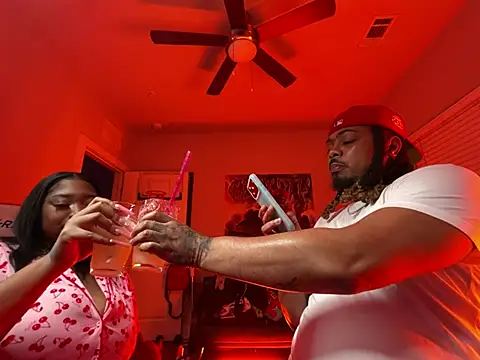 Snapshot of 4EVAGLACIERS chatting on 9, 3, 2026 4EVAGLACIERS online show from 9, 3, 2026