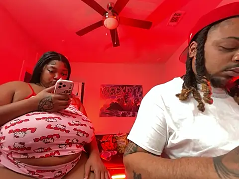 Snapshot of 4EVAGLACIERS chatting on 10, 3, 2026 4EVAGLACIERS online show from 10, 3, 2026