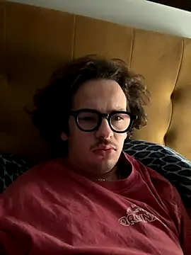 Snapshot of hardmecl chatting on 16, 10, 2025 hardmecl online show from 16, 10, 2025