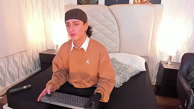 Klaus Rode online show from 5, 2, 2025