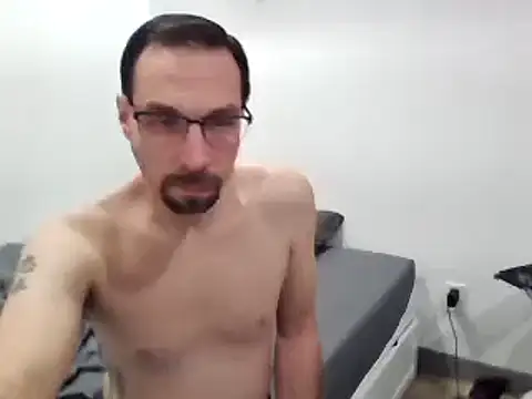 Iliketocooksquirt25 online show from 5, 2, 2025