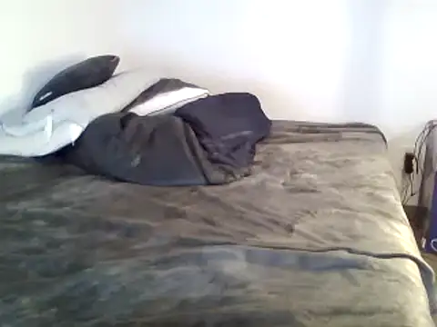 Iliketocooksquirt25 online show from 12, 2, 2025