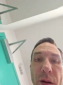 Iliketocooksquirt25 online show from 26, 11, 2025